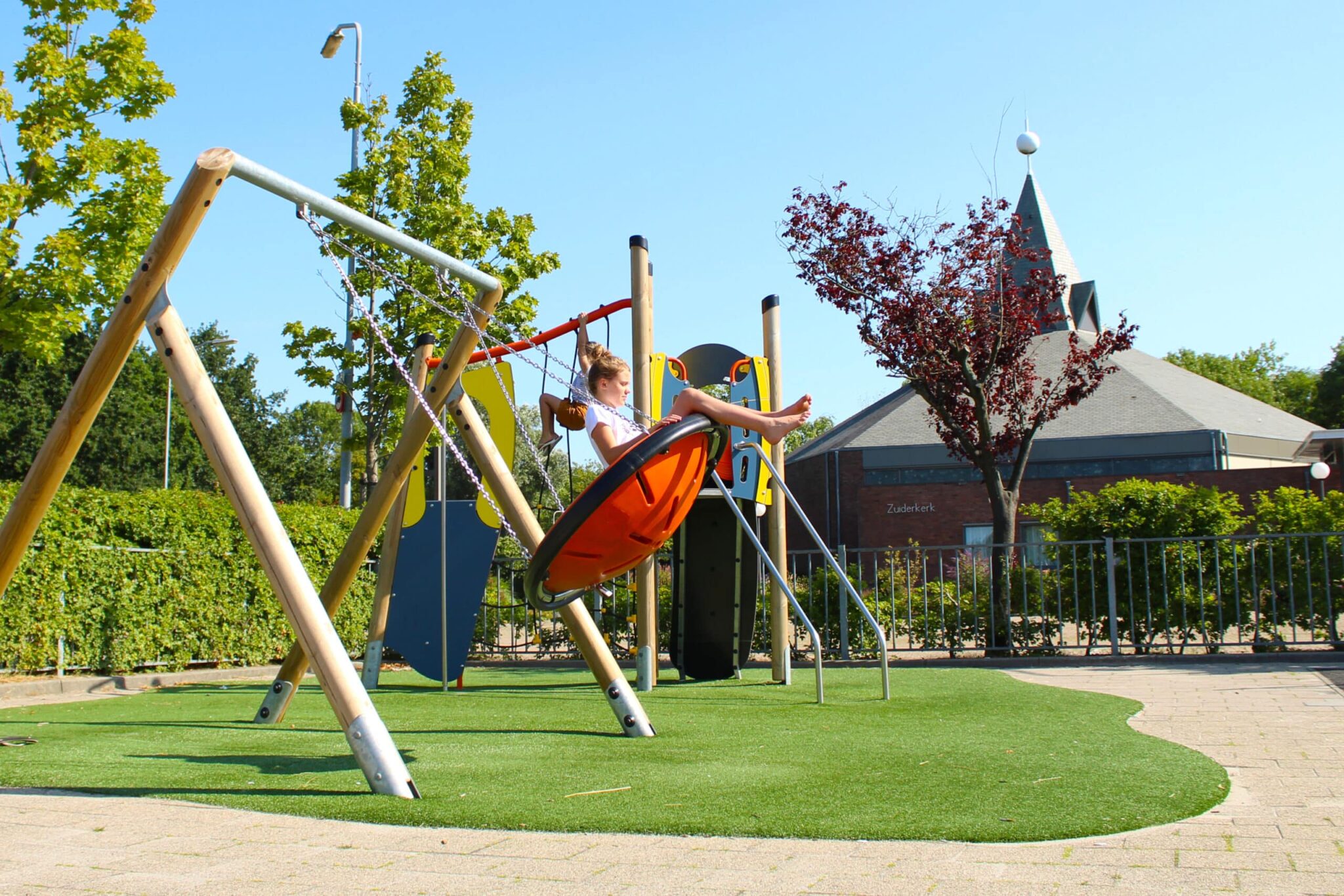 Natuurlijk en informeel spelen in de buitenruimte