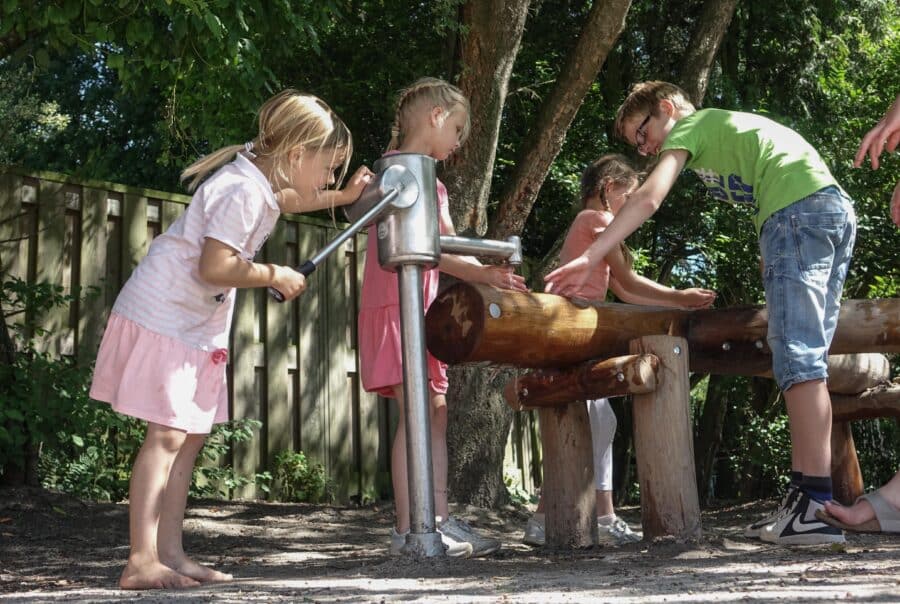 schoolpleinproject water