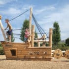 1 104860-ro720-vanee-europlay-piratenboot-albatros-speelschip-robinia-a